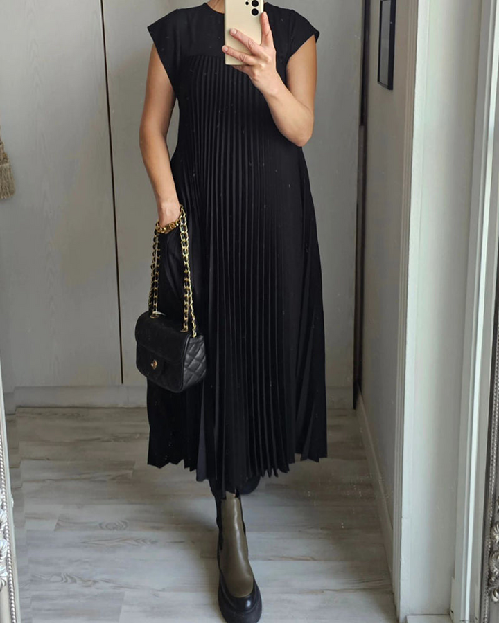 BAYLOR - GRACEFUL FLOWING LONG EVENING DRESS