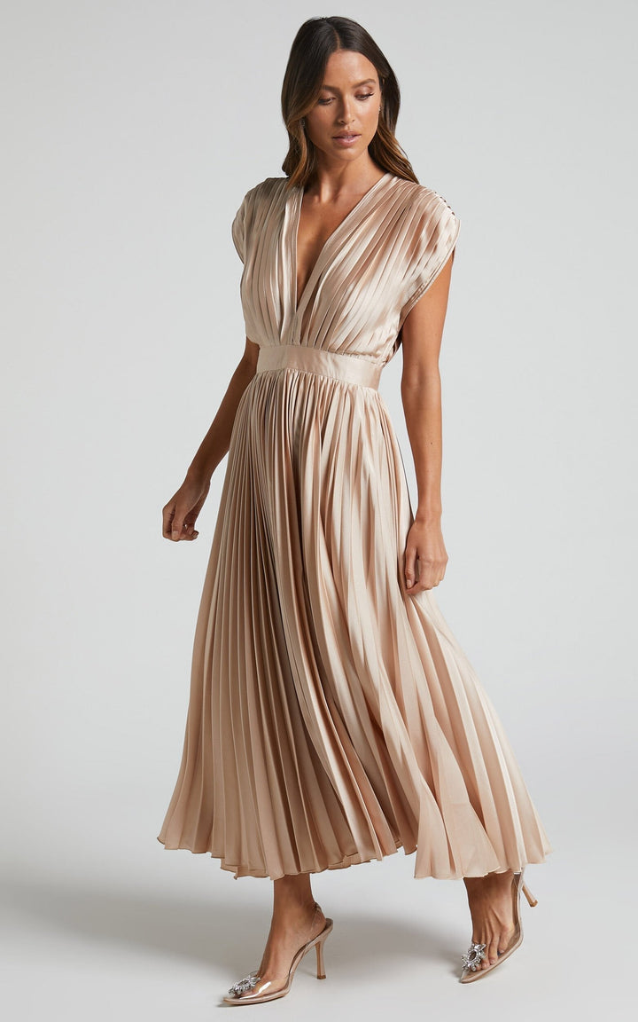 MADISYN - FLOWY V-NECK PLEATED SKIRT DRESS