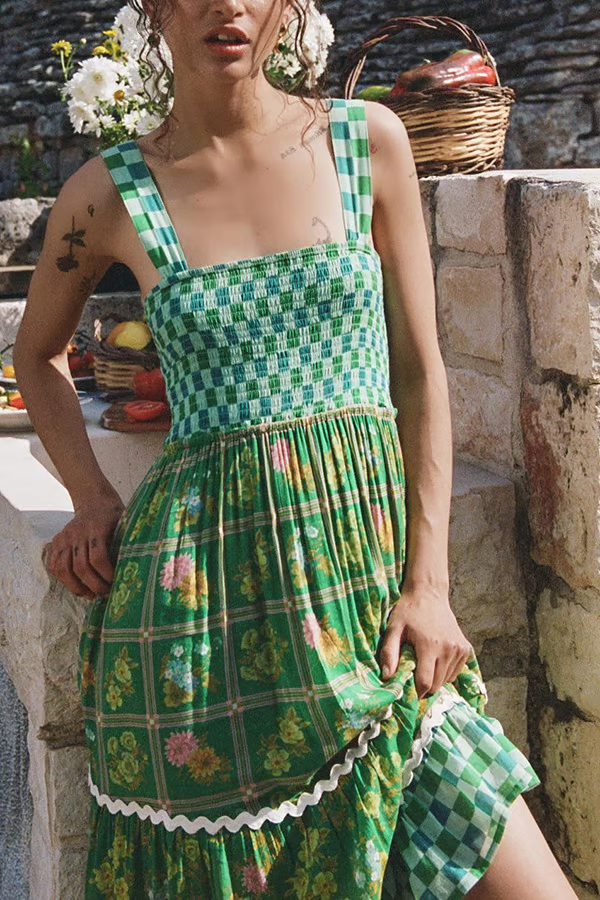 Pola - Green floral print vacation Maxi Dress